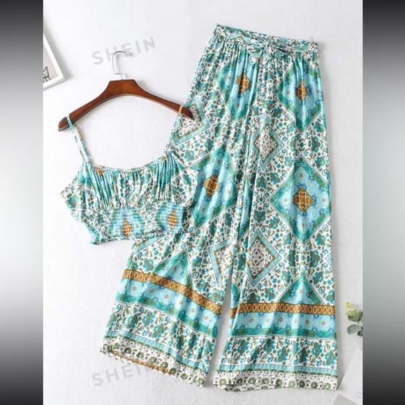 Green/blue/gold two piece co-ord set - Picture 1 of 6